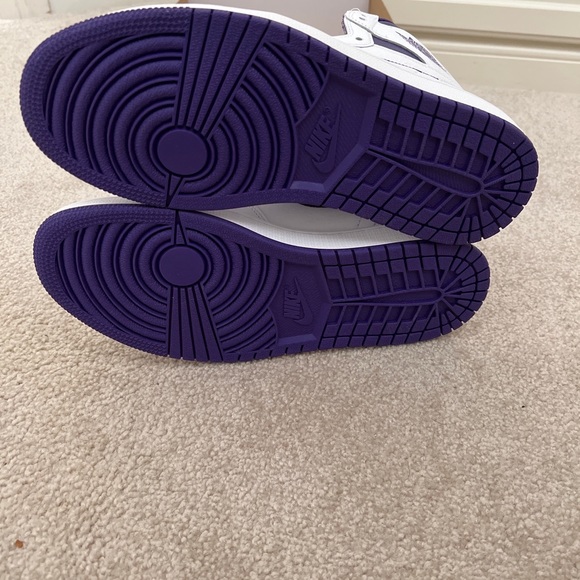 Nike Air Jordan 1 Retro High Shoes Court Purple Womens Sz 10 Mens 8.5 CD0461-151 - Picture 5 of 5